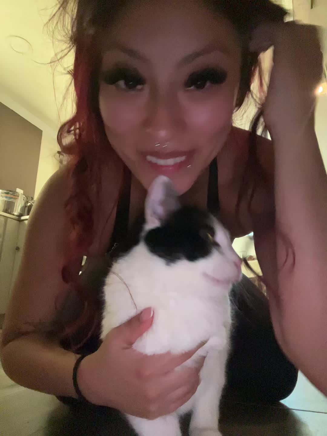 @lesleycordova