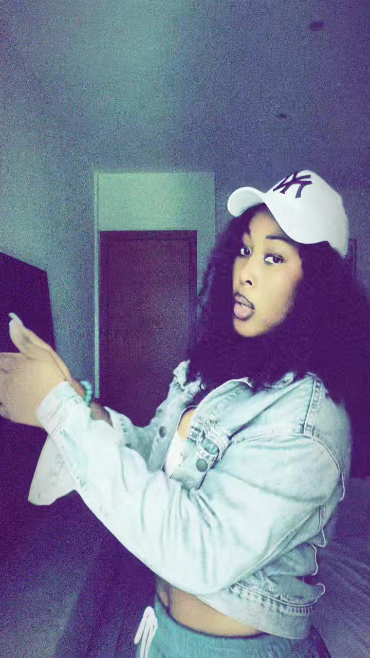 @Christelle Miller💜🇫🇷🇹🇬