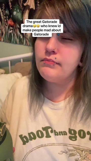 @Artisticautistictiddies98