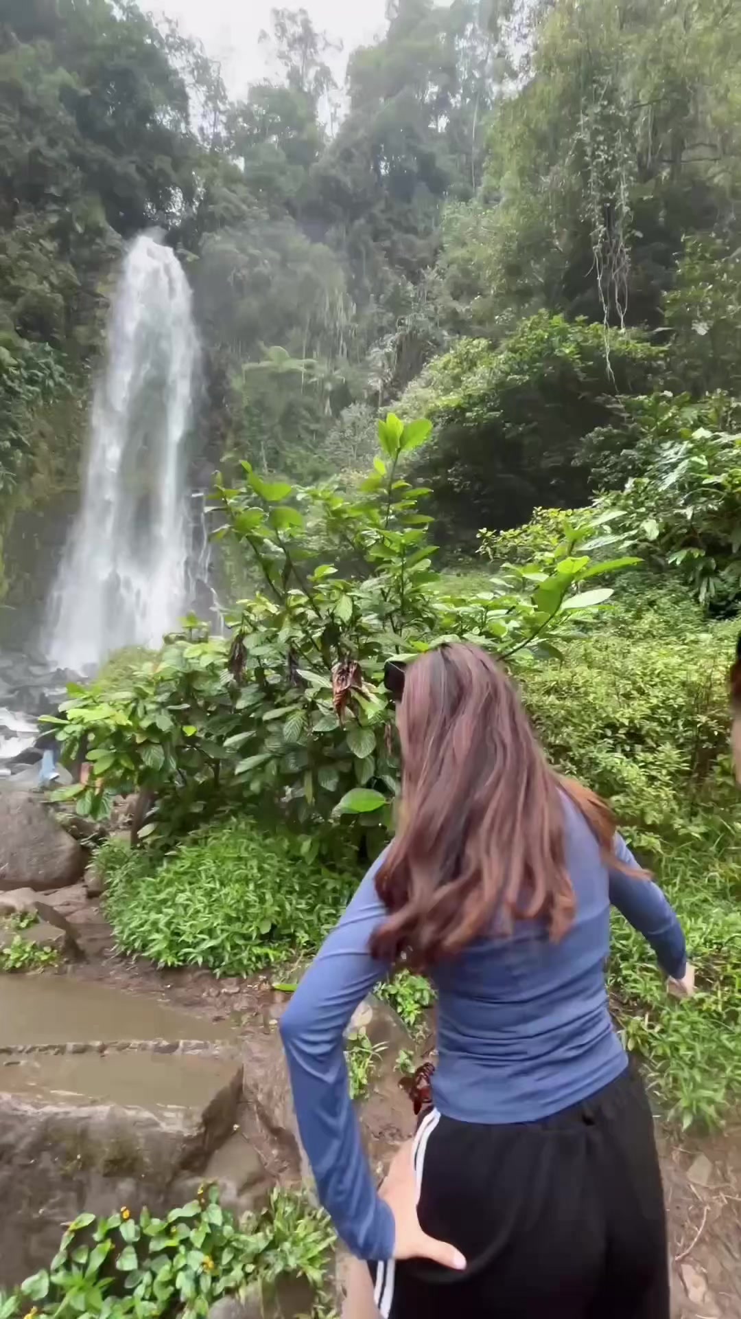 @azuziii