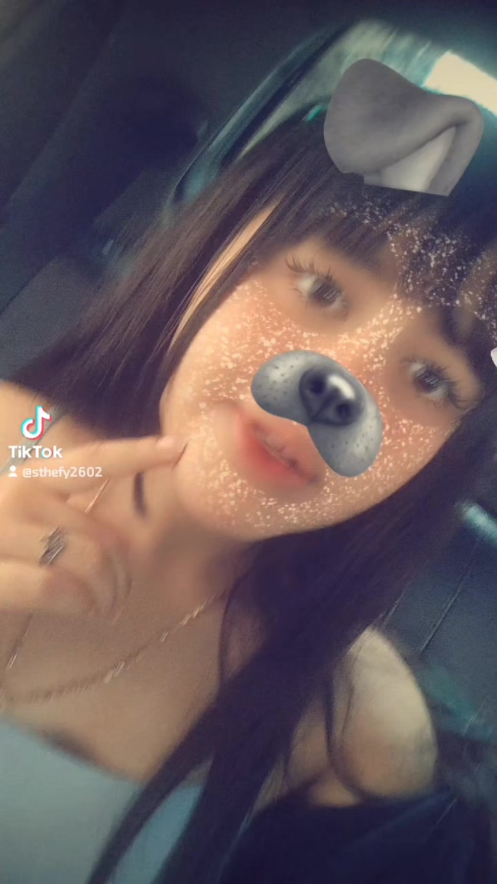 @Sthefy