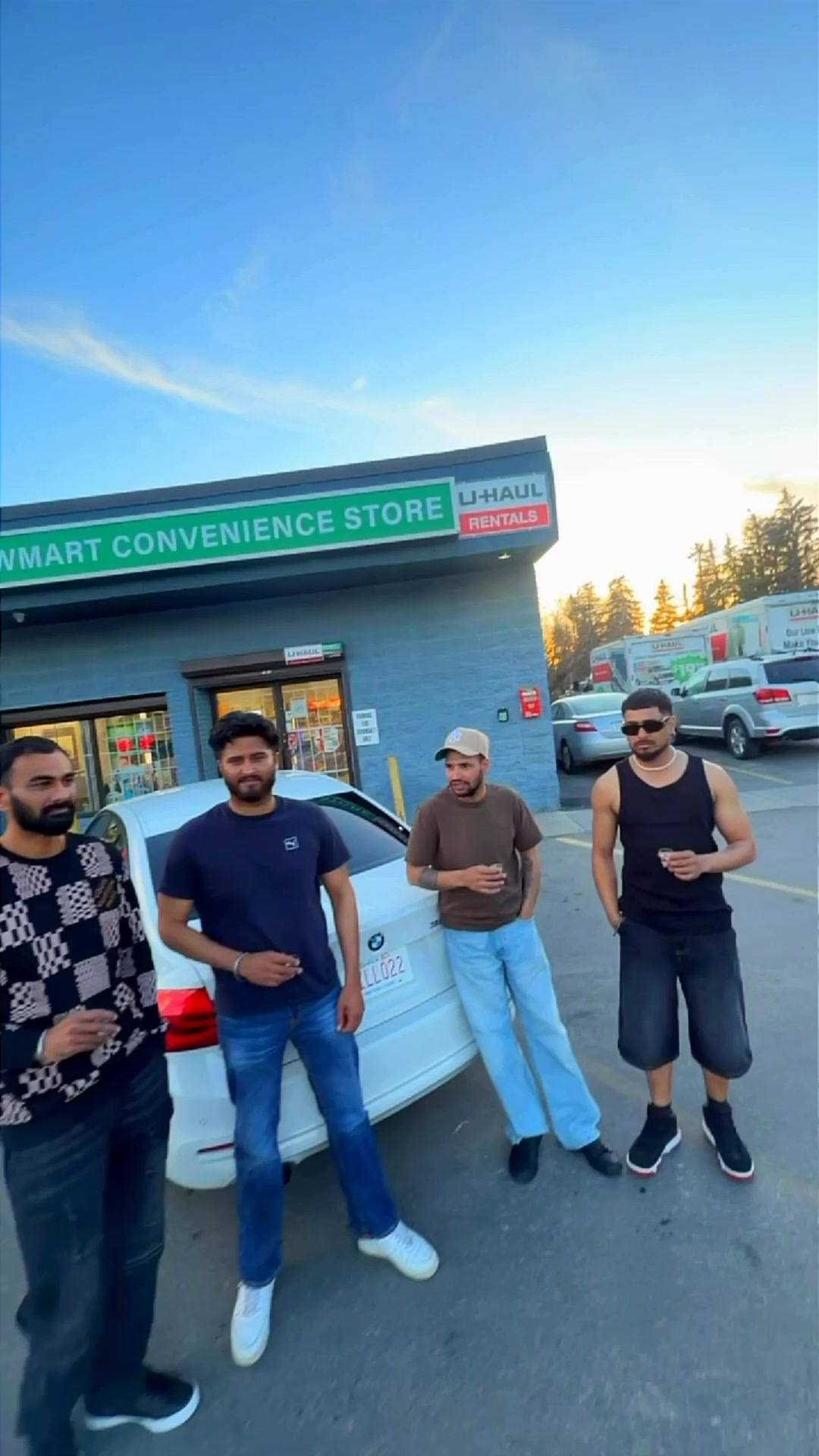 @ManderiMoga🇲🇾🇨🇦