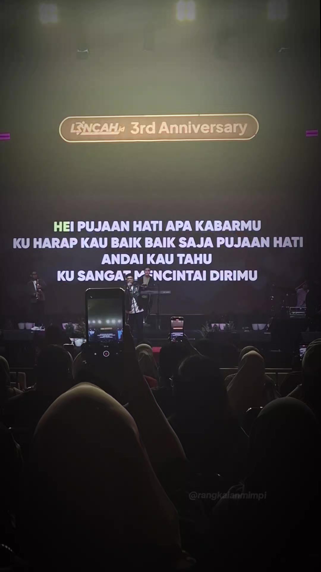 @AR