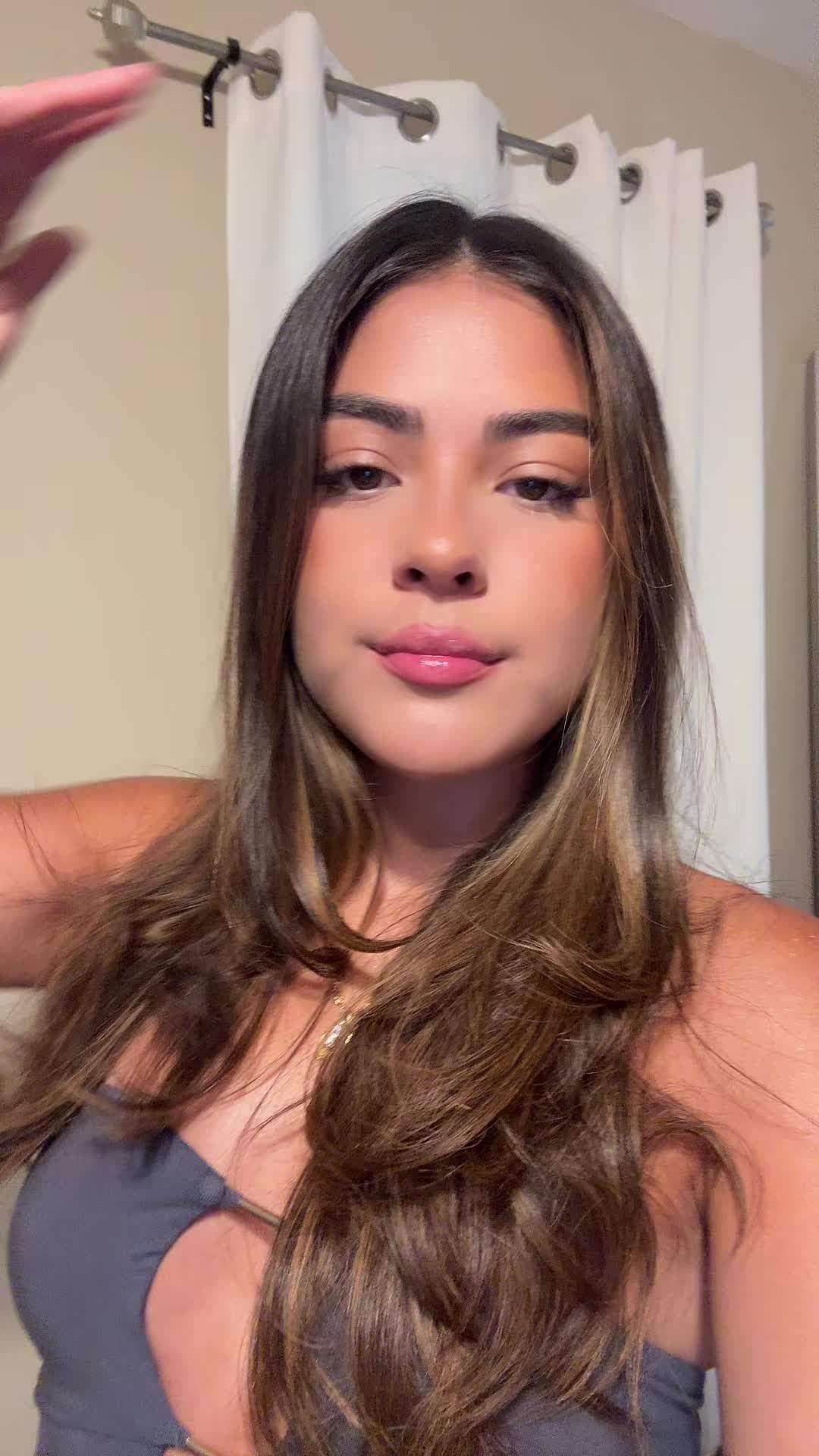 @Valentina