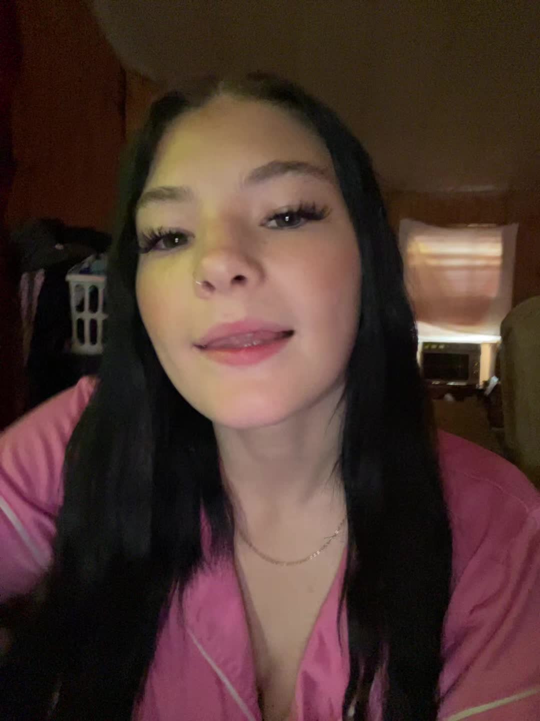 @🤫