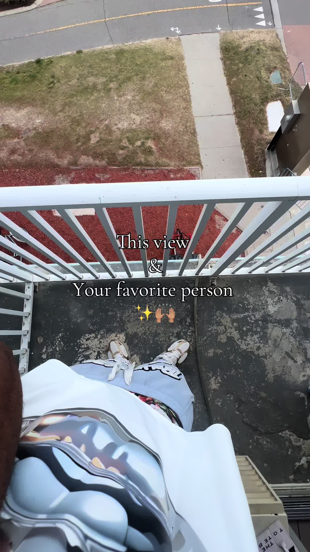 @Jayscrivv_