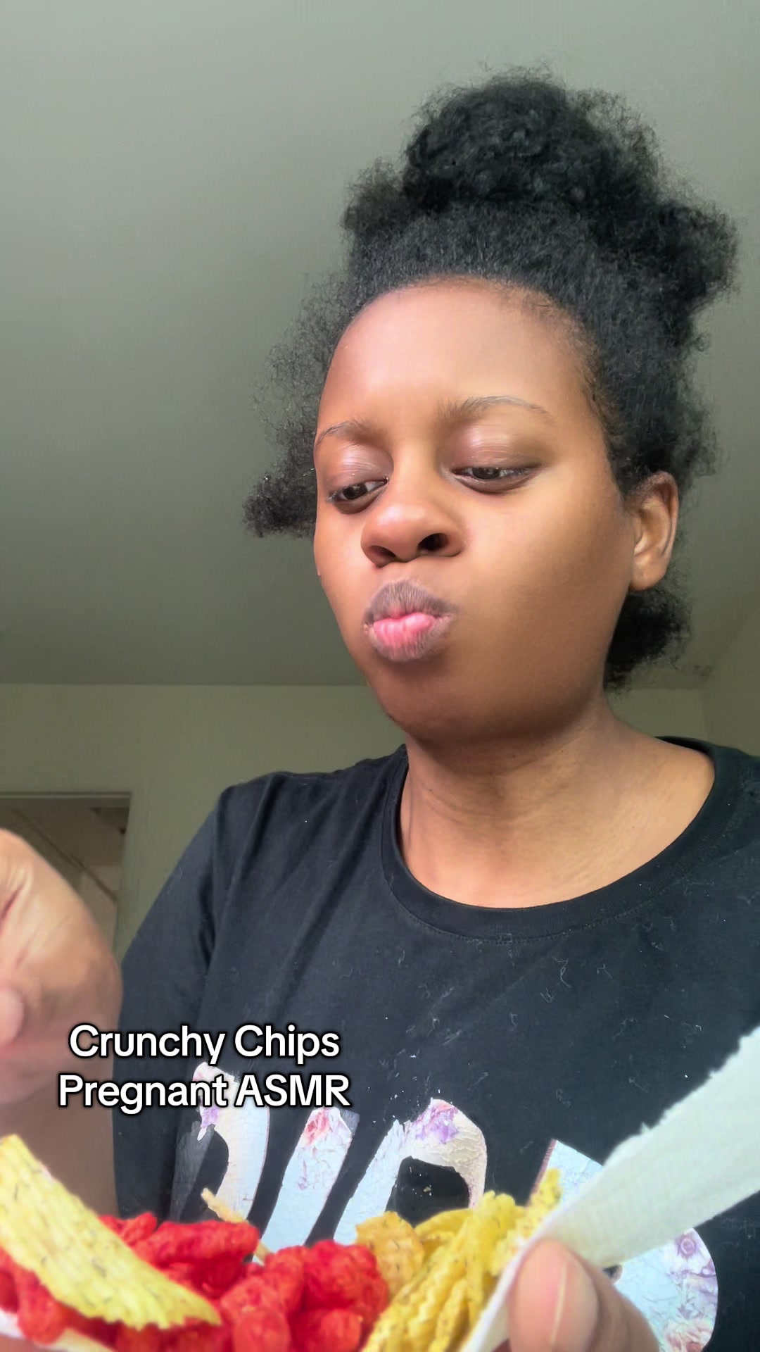 @ASMR EATS WITH NEESH 💋