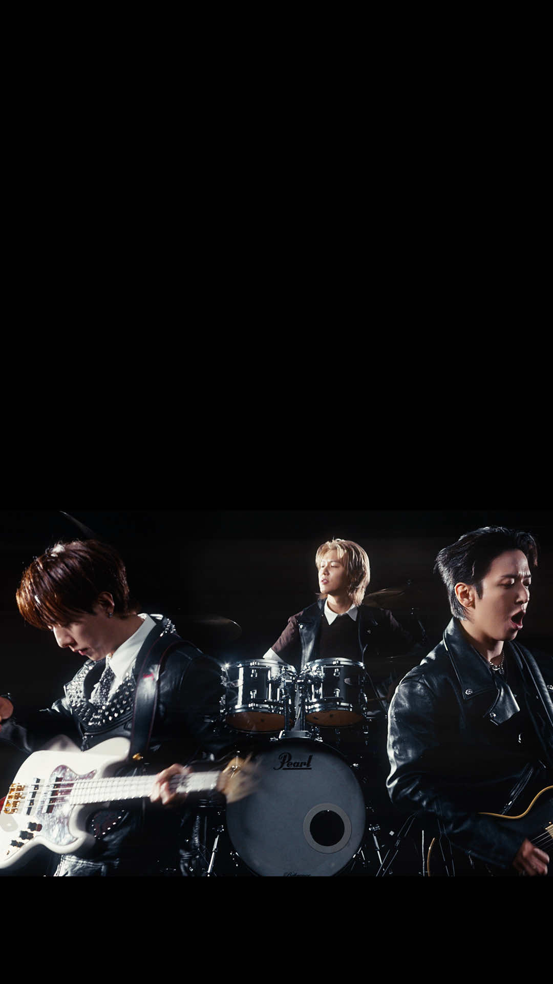 @CNBLUE