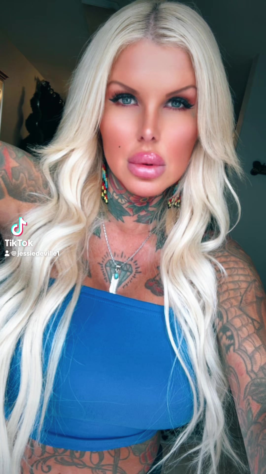 @JessieDeVille1