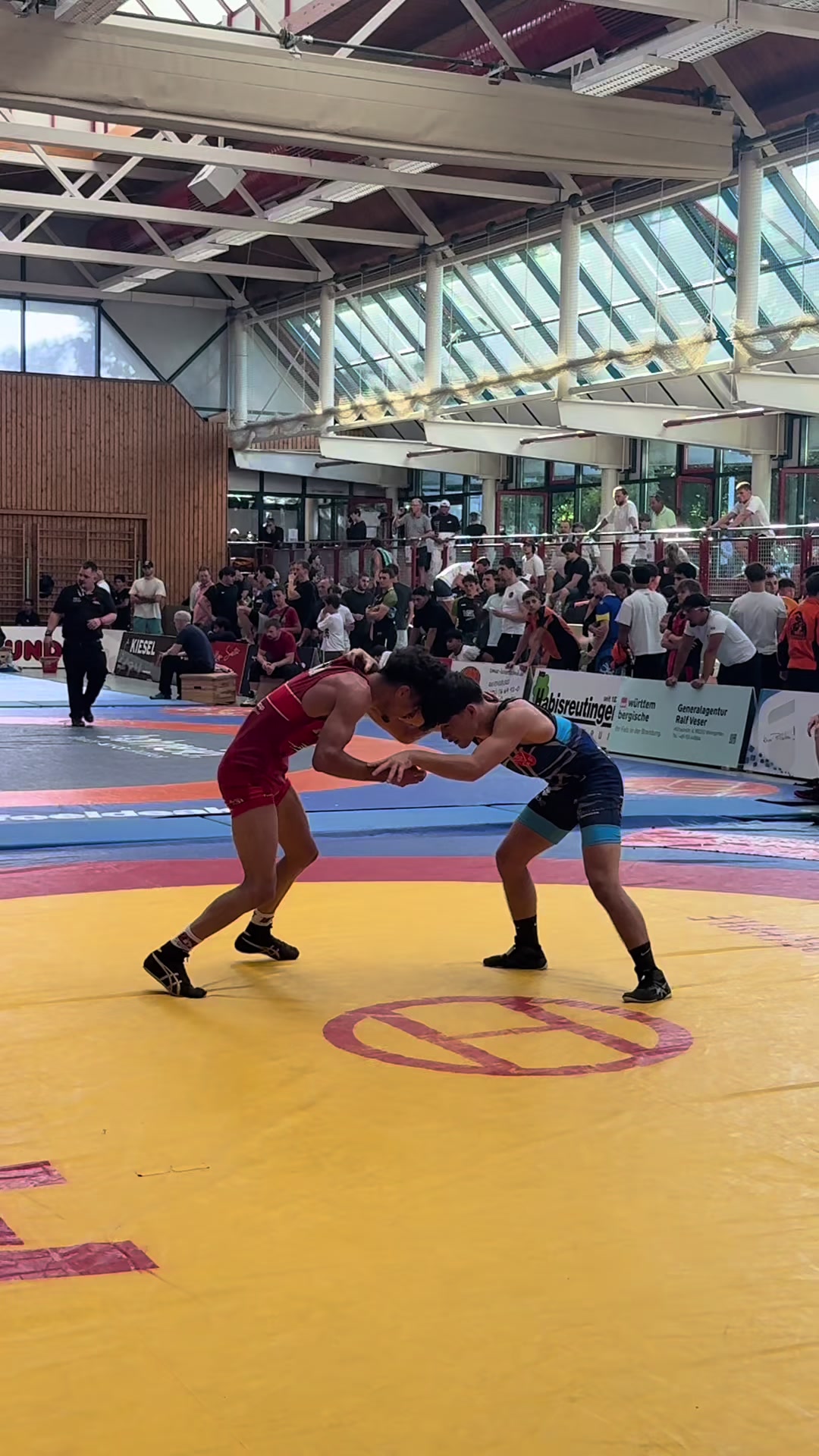 @Rahmatullah .Husseini 🤼♂️