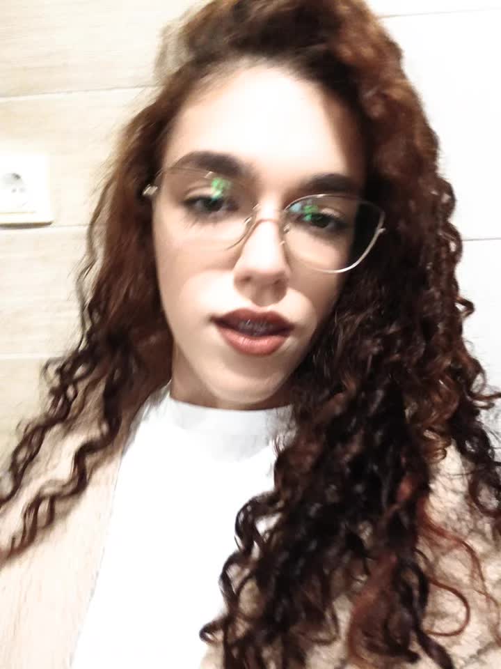 @Анђела Лазовић <3