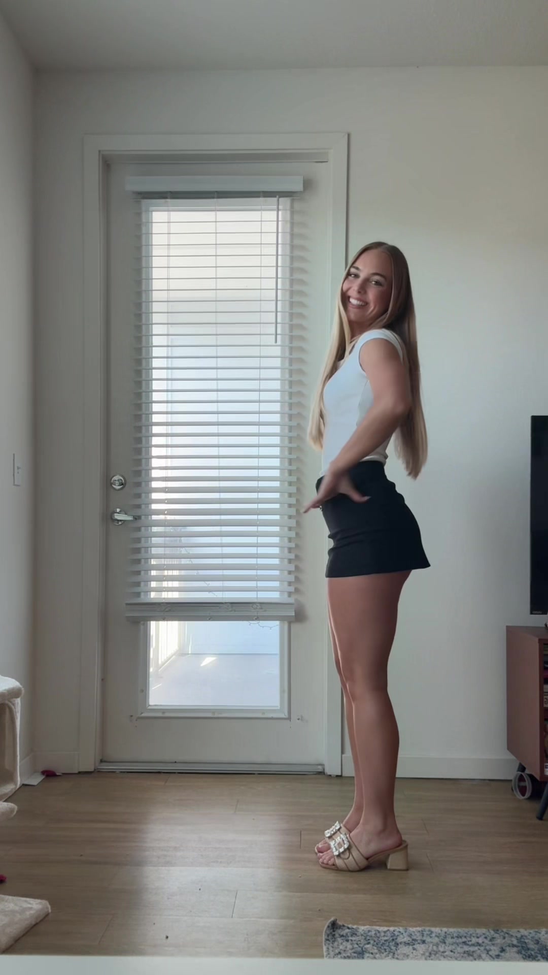 @LG