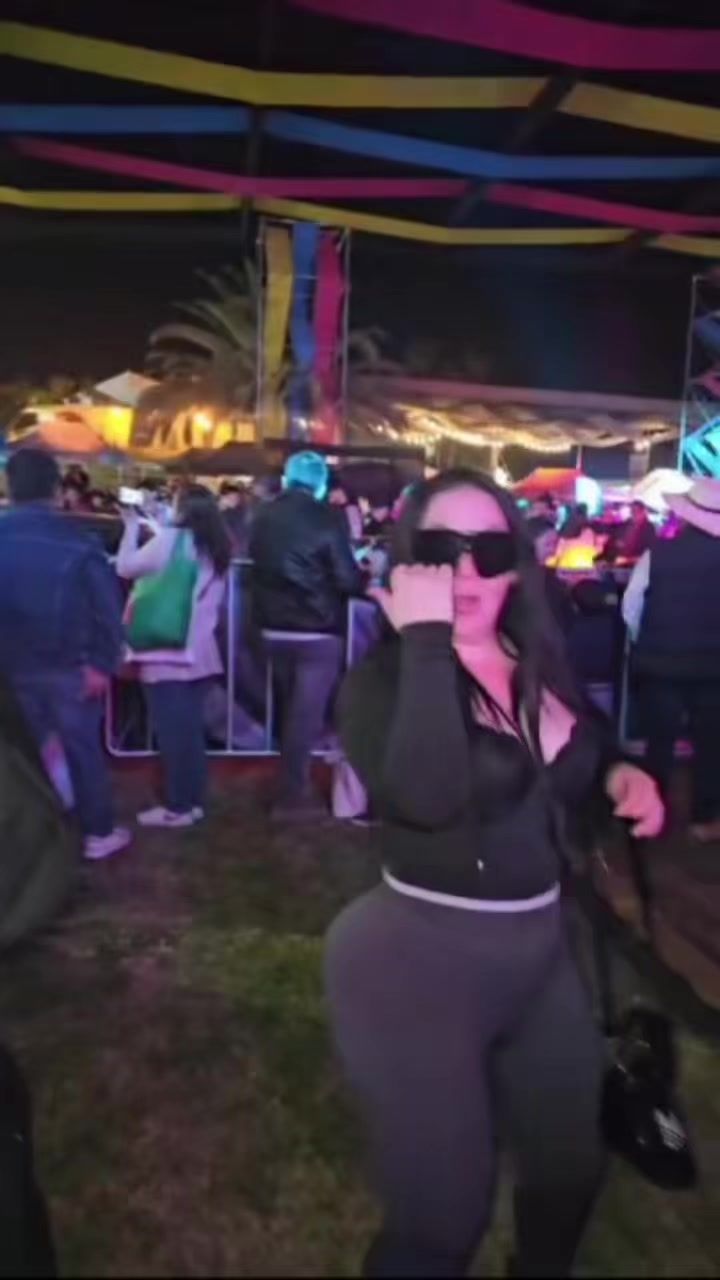 @Desi la Diva🍑🍑