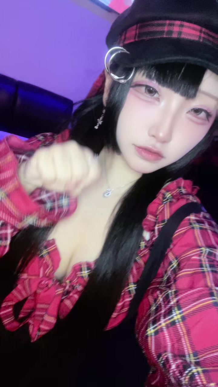 @国宝ネキ(藤野あやめ)