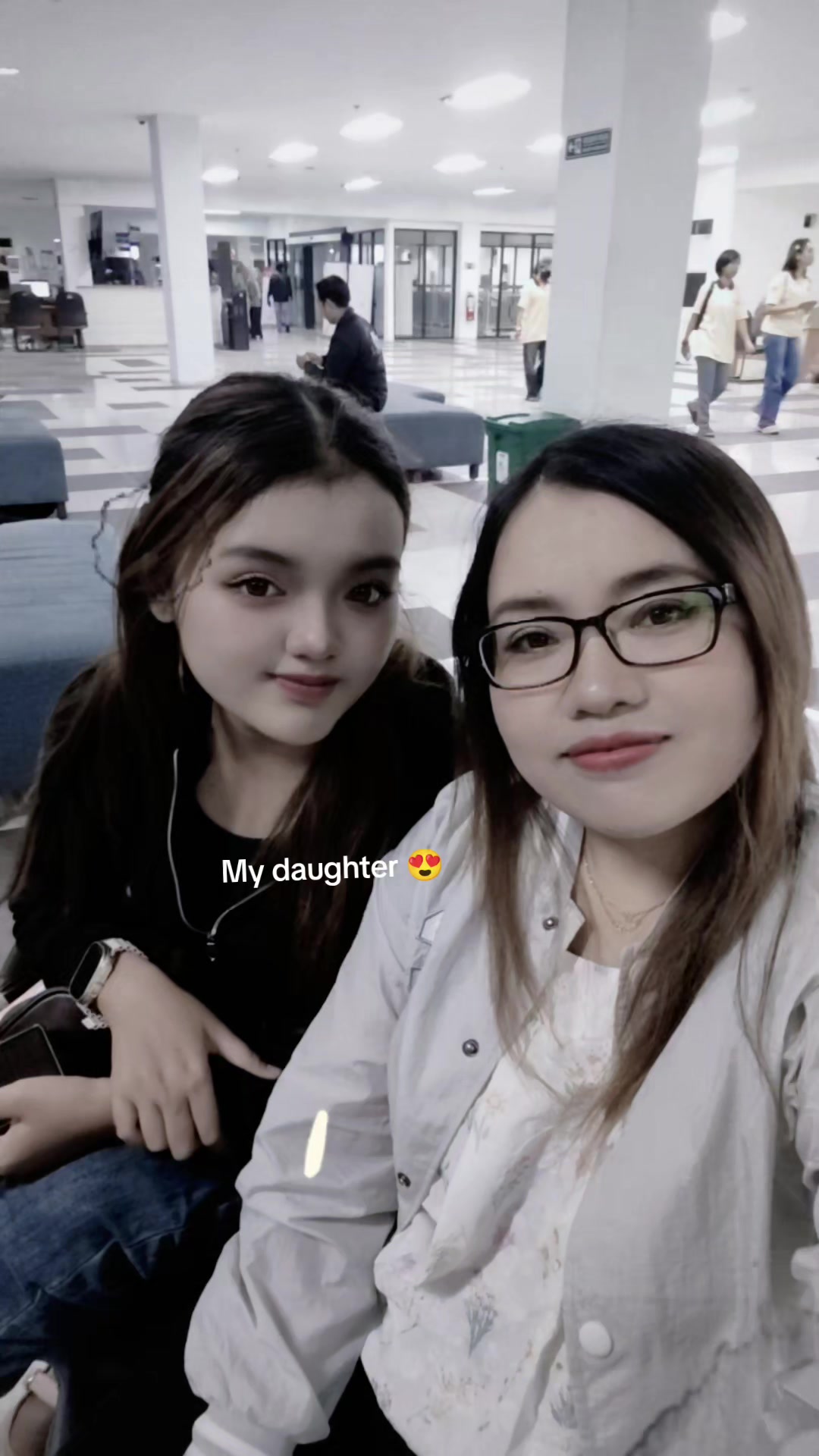 @evychan02