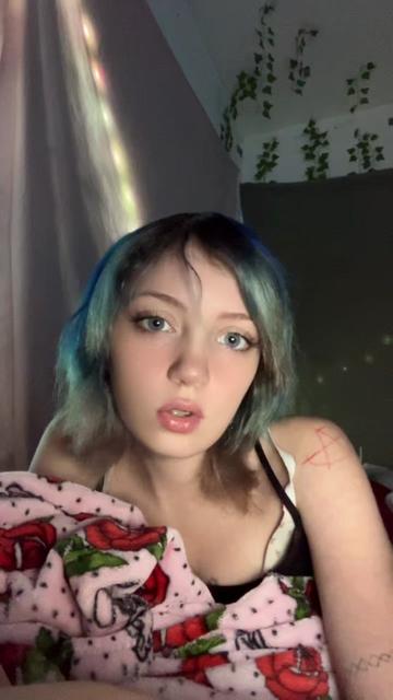@pr3ttyk1tty1