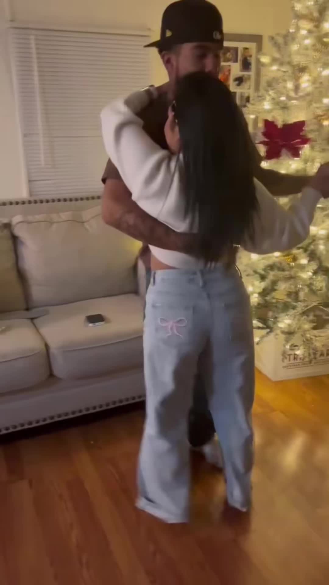 @𝒸𝓇𝓎𝓈𝓉𝒶𝓁