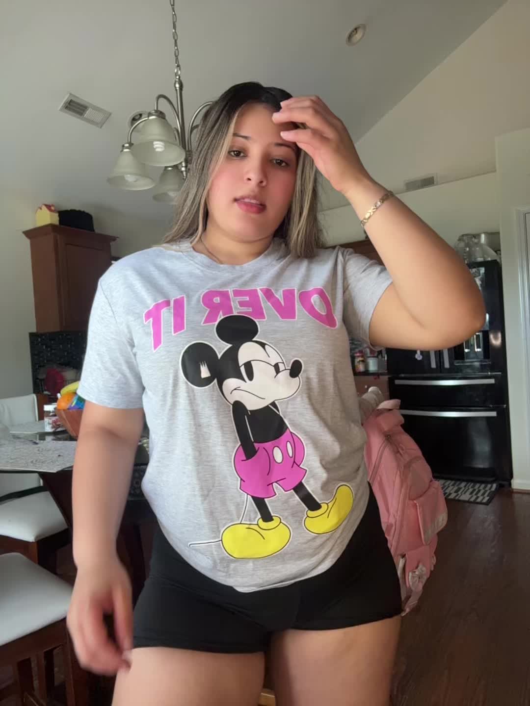 @Mari 🍒✨