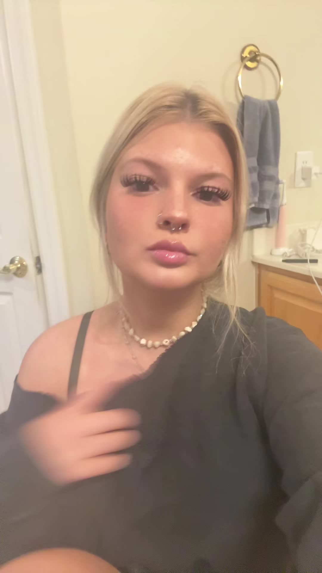 @chloe lambert