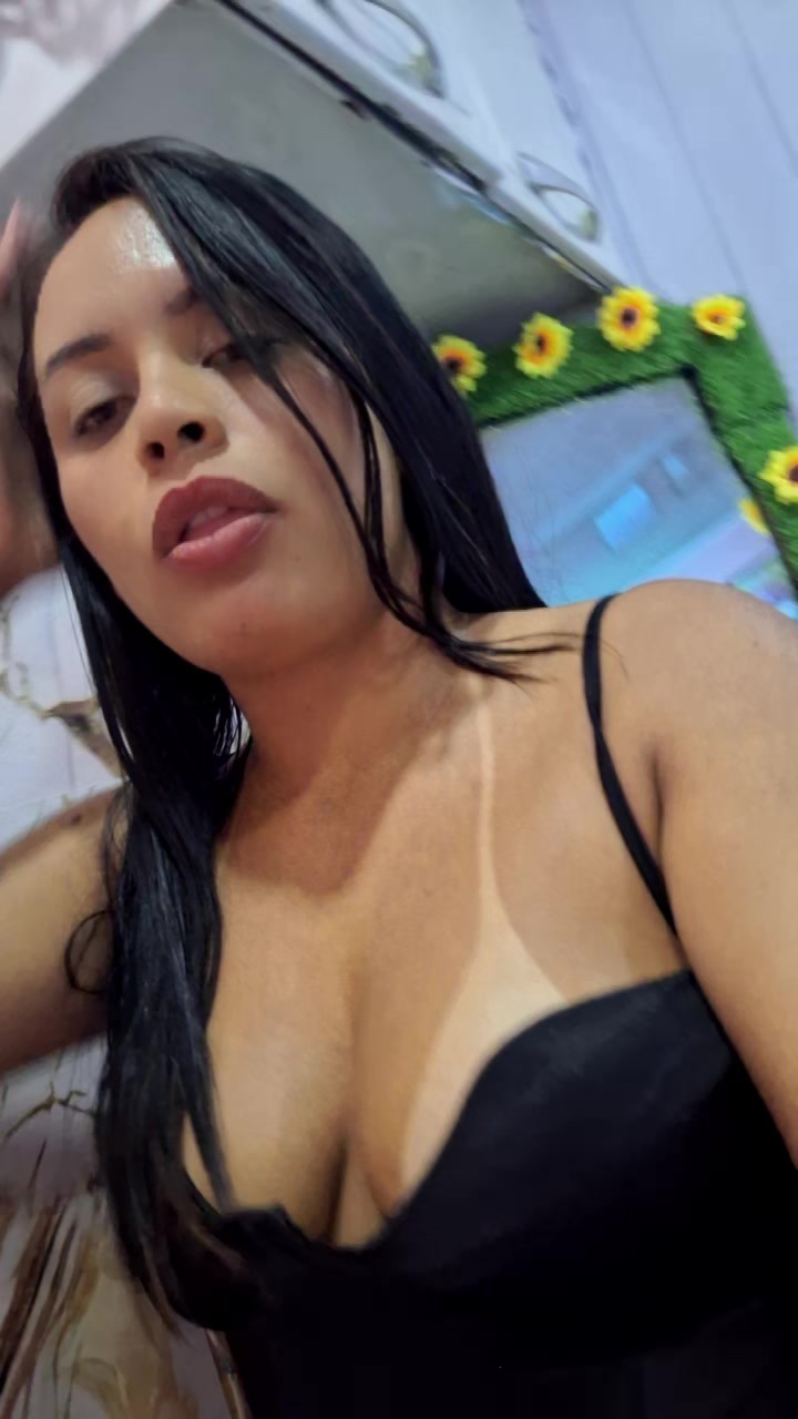 @camily Gonçalves