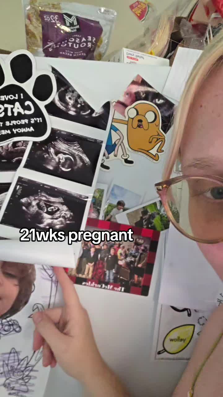 @EmieWonders