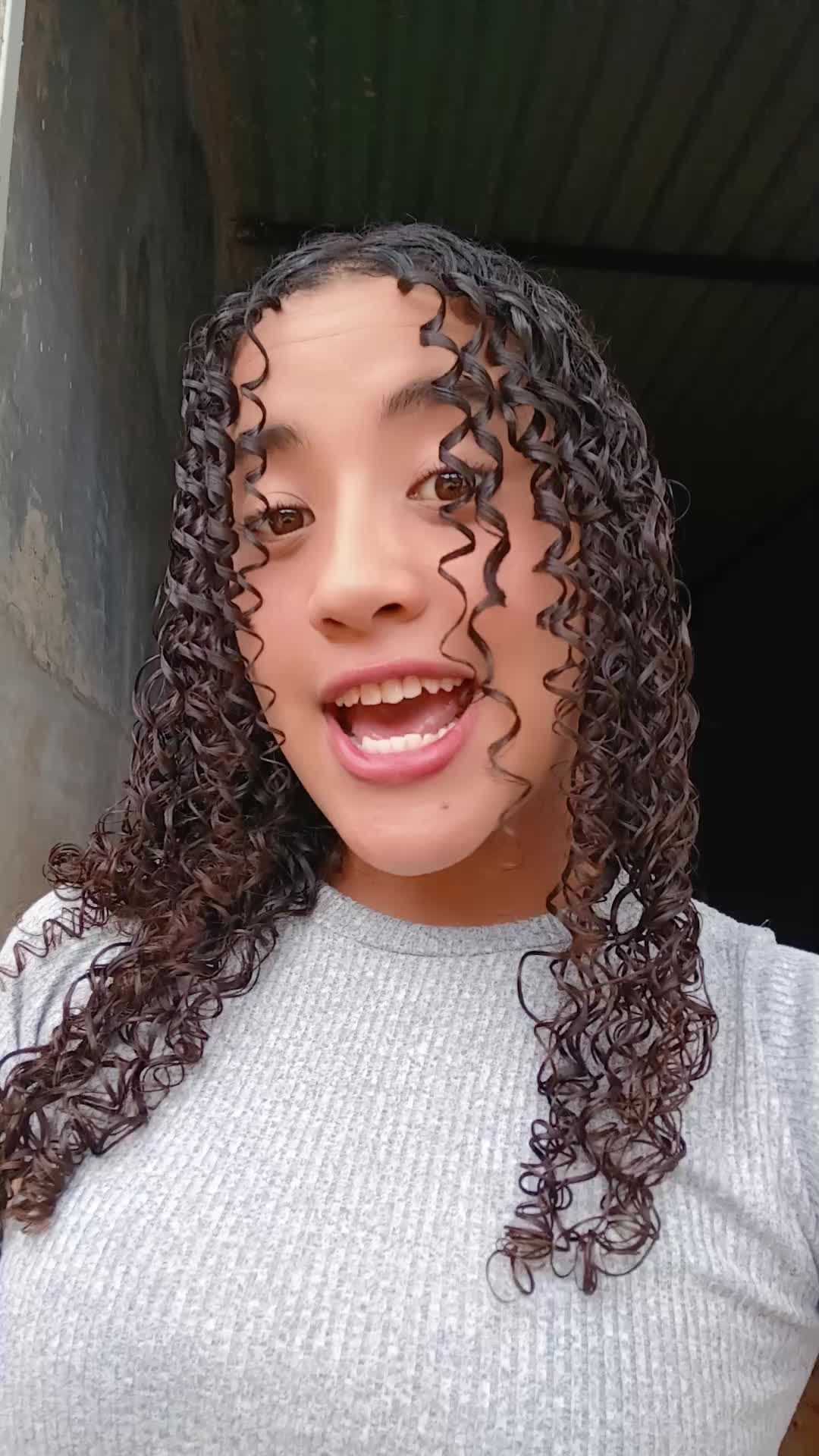 @Estefania🦋