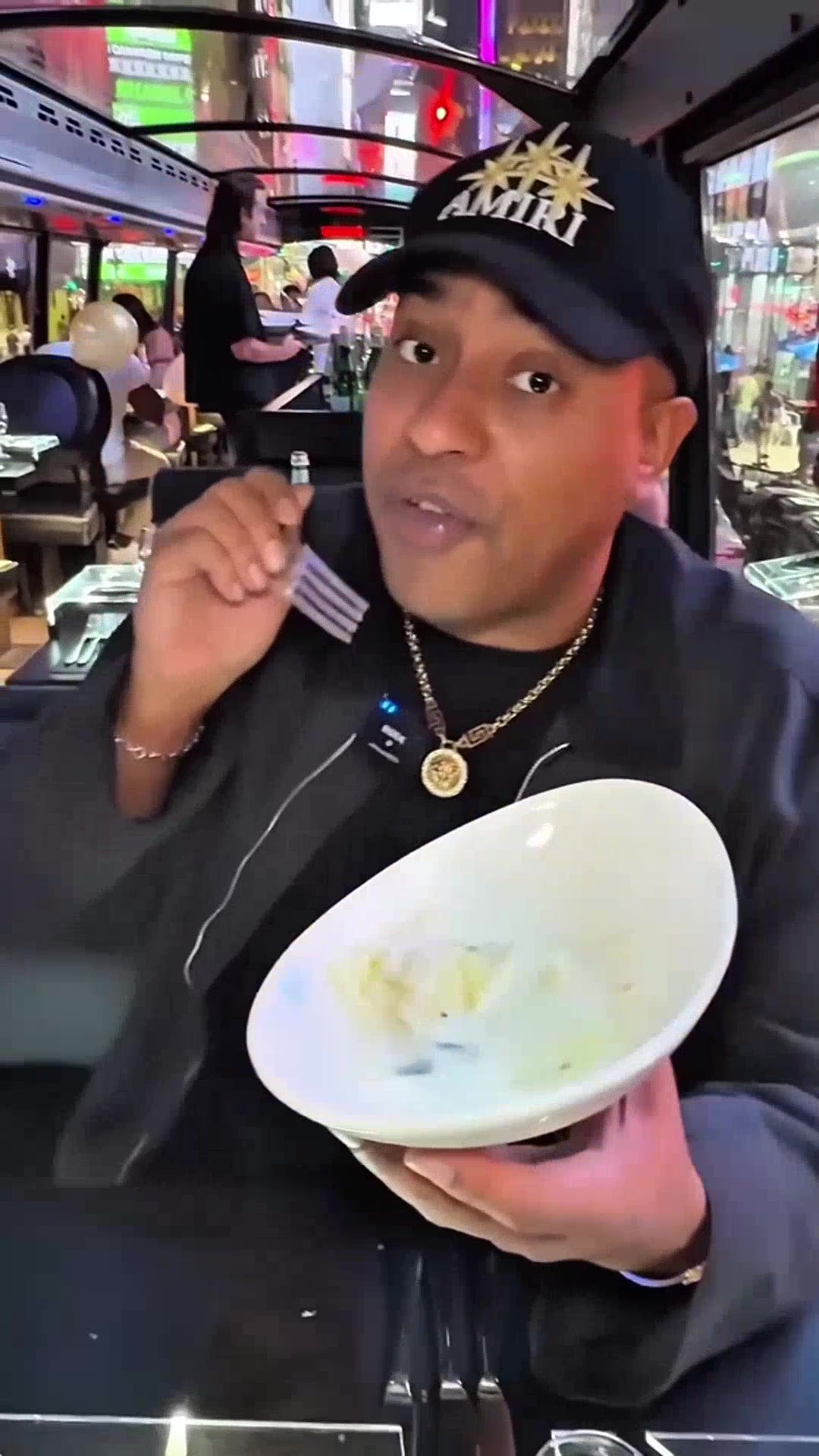 @Lewis | Luxury Fan