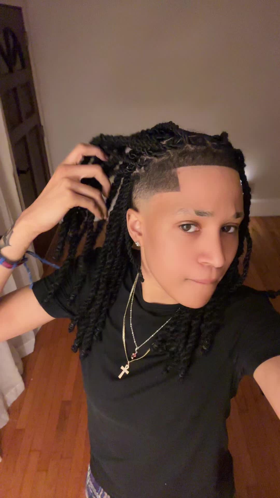 @KingIsis🥷🏼.