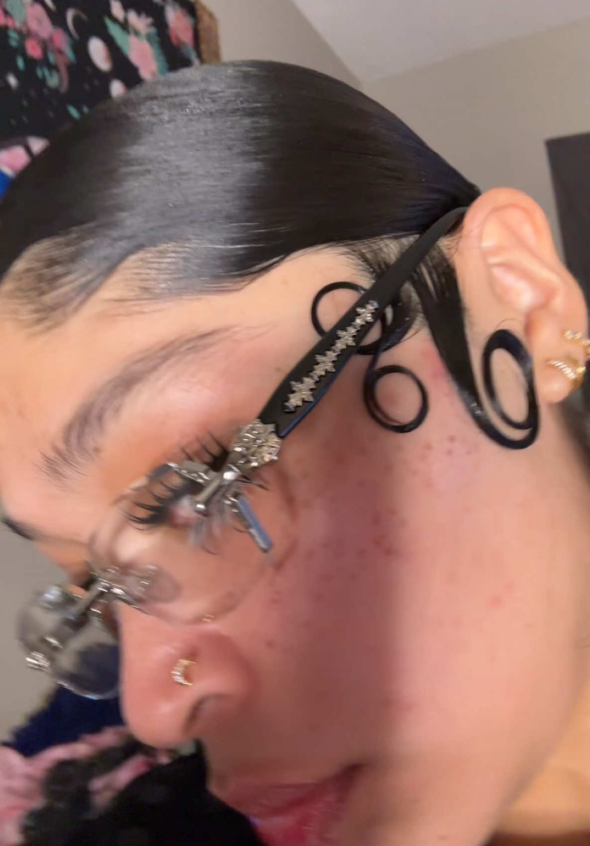 @liikeliz