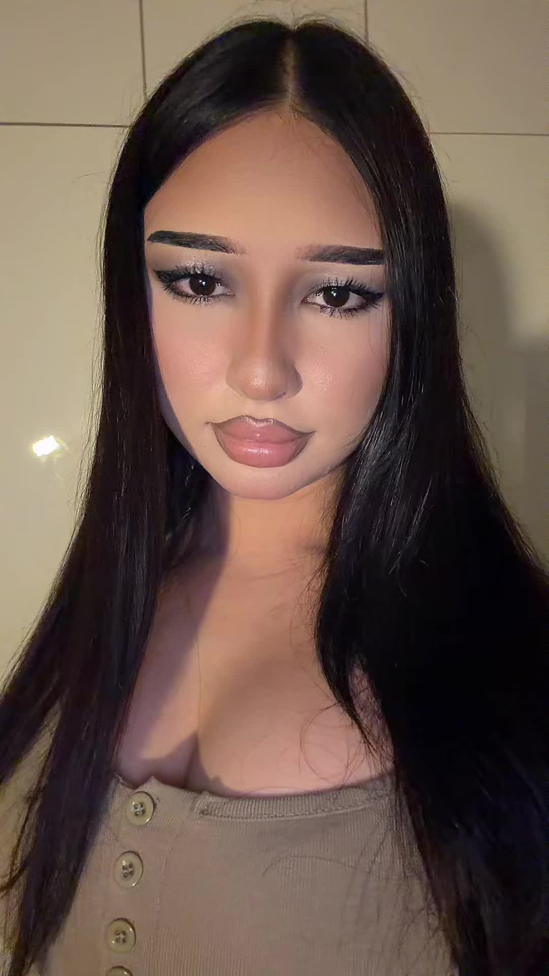 @moonay