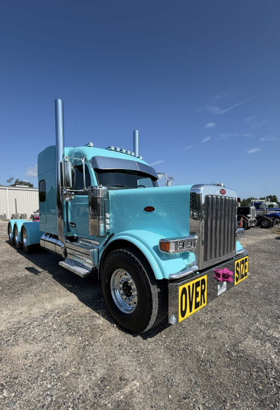 @truckshowjoe