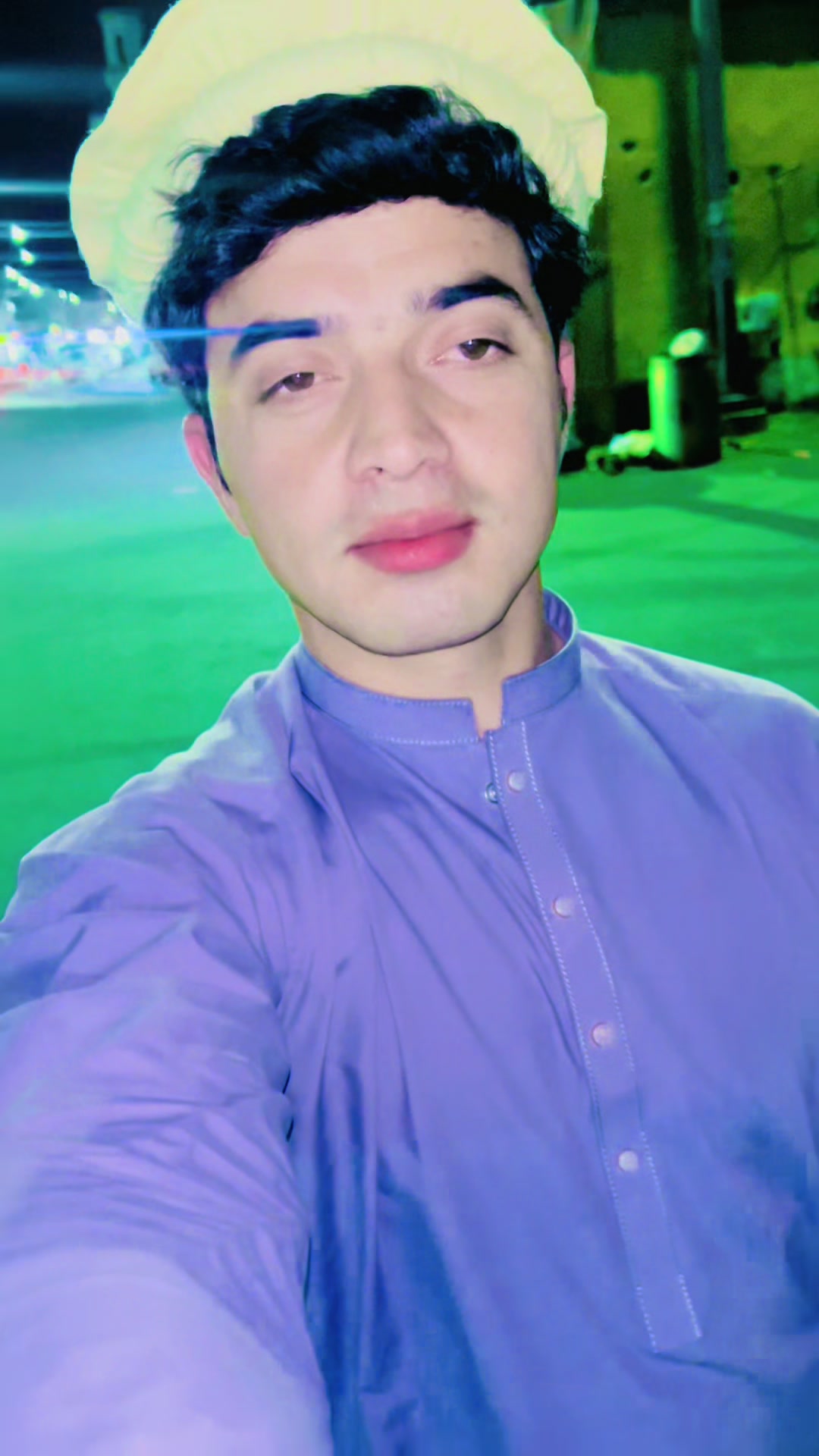 @Alx Zada Vlogs