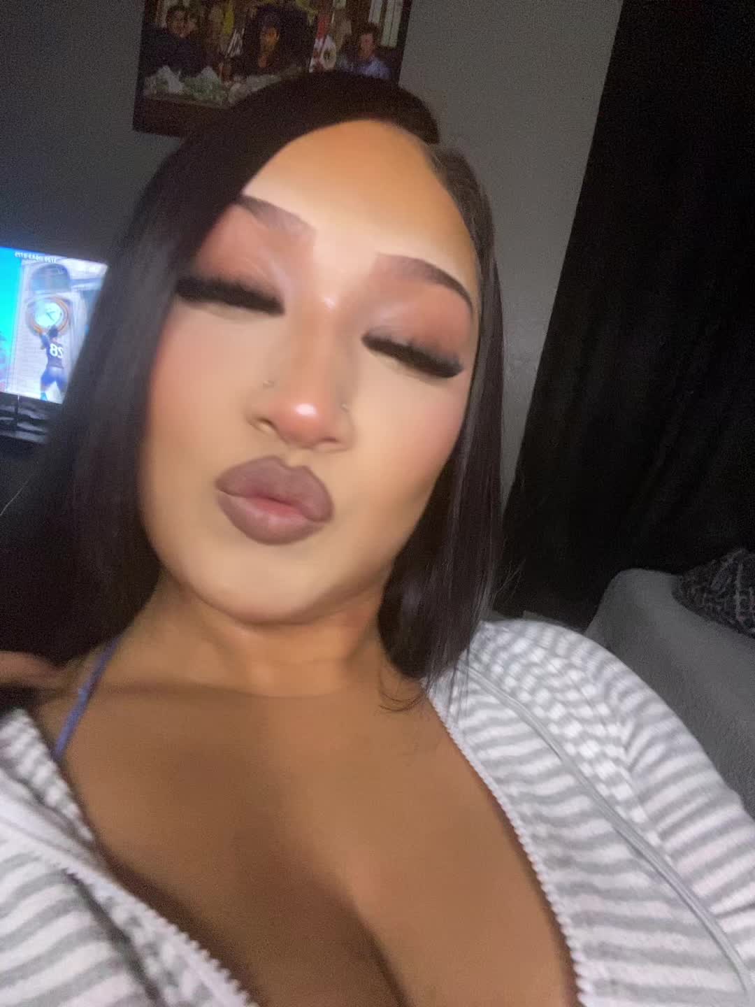 @Leeandrabae