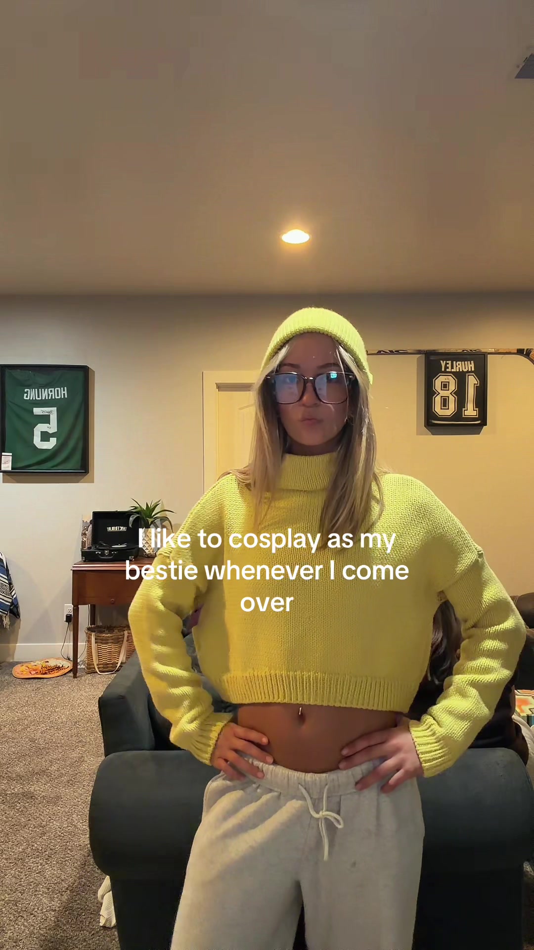 @caitlynnavery