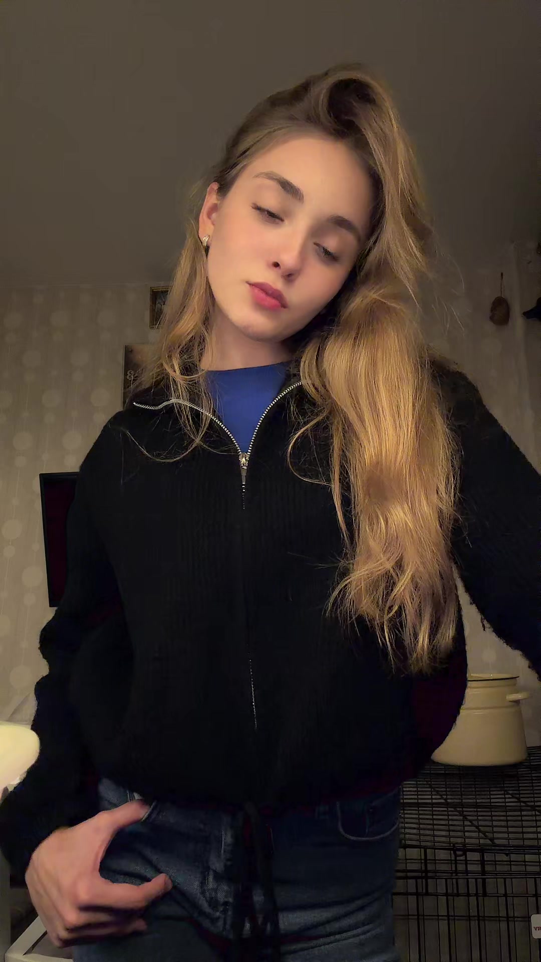 @nikroma