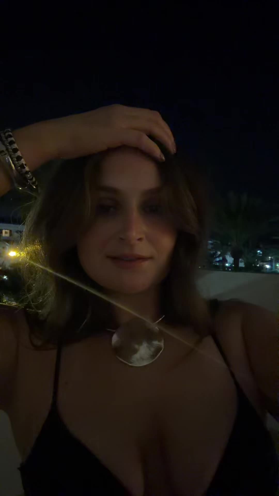 @g