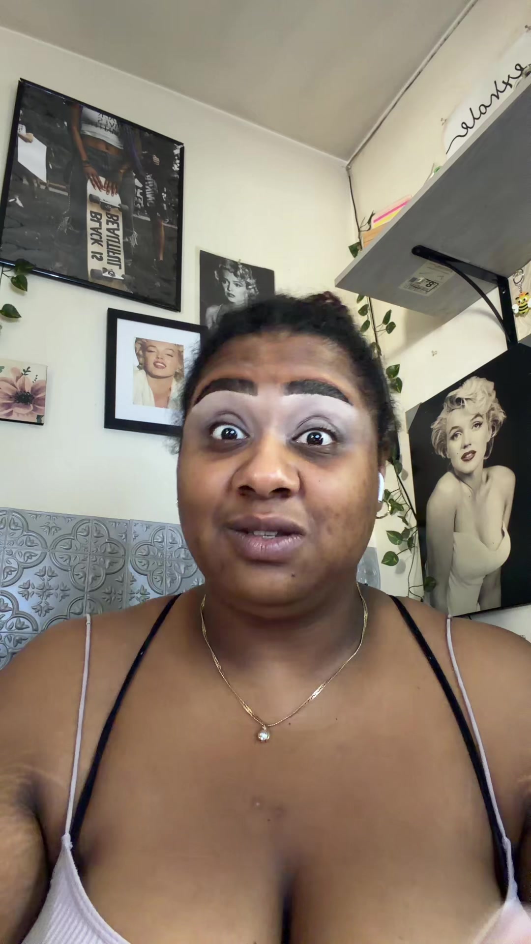 @AliyahVBeauty