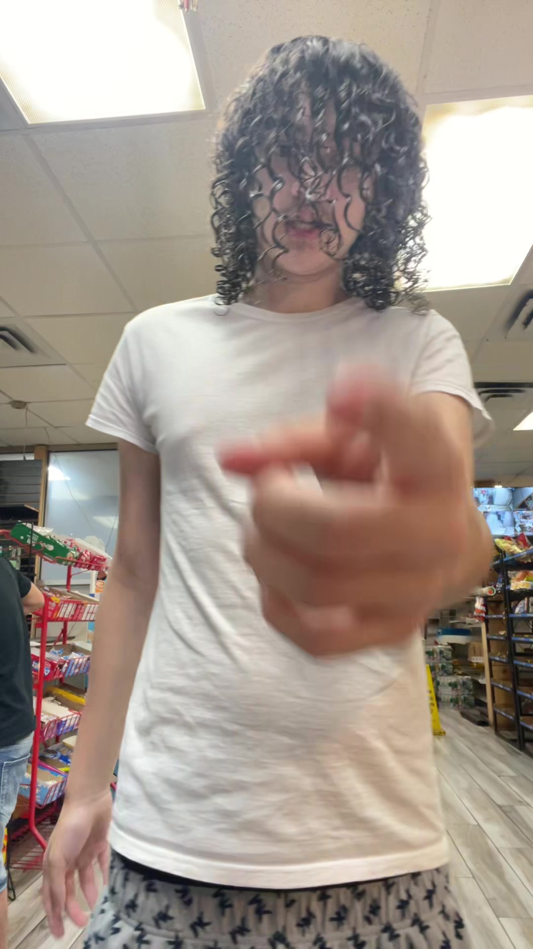 @Thraxr