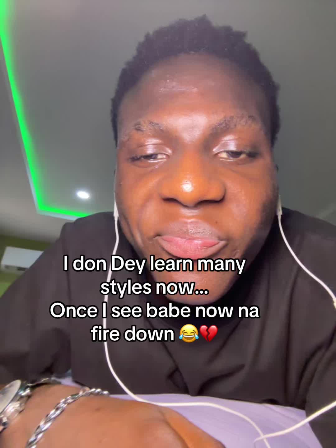 @🤴🏾M̊ E̊ C̊ H̊ O̊