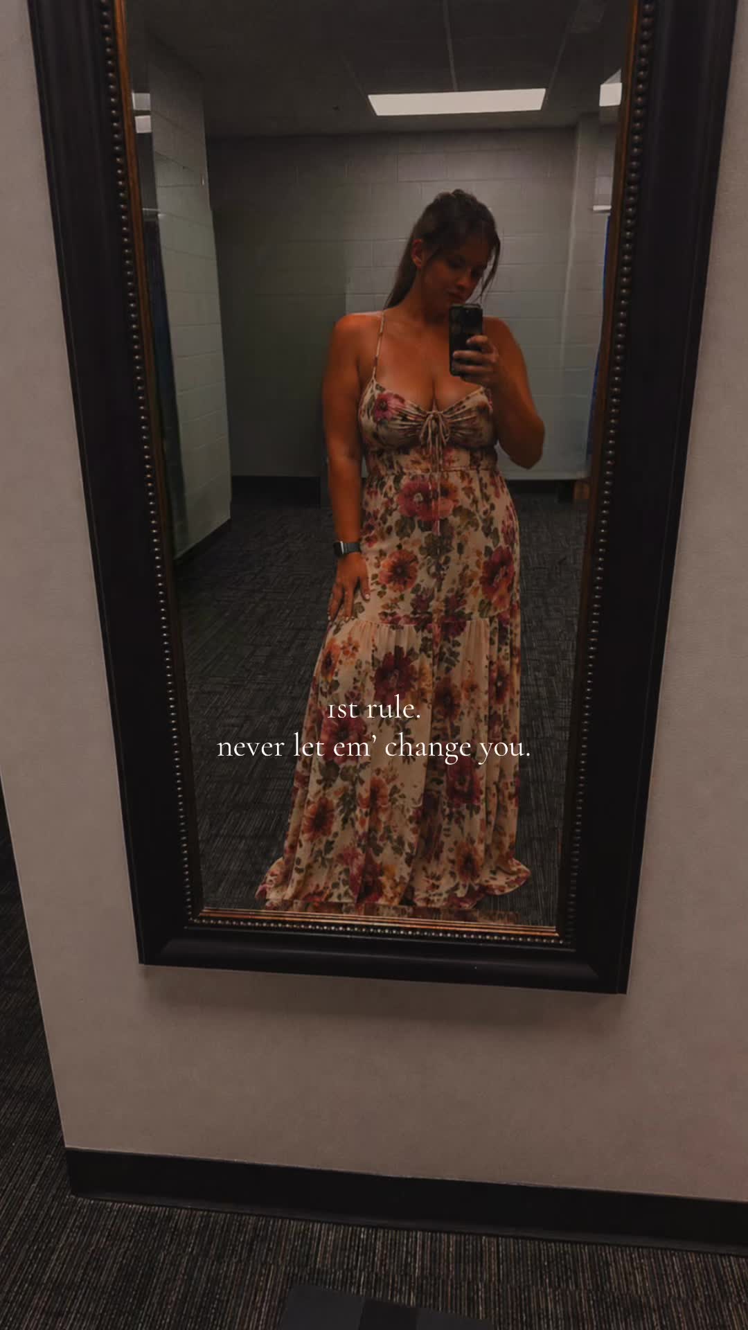 @ᥫ᭡ MЄƓƛƝ ƦЄƝЄЄ ᥫ᭡