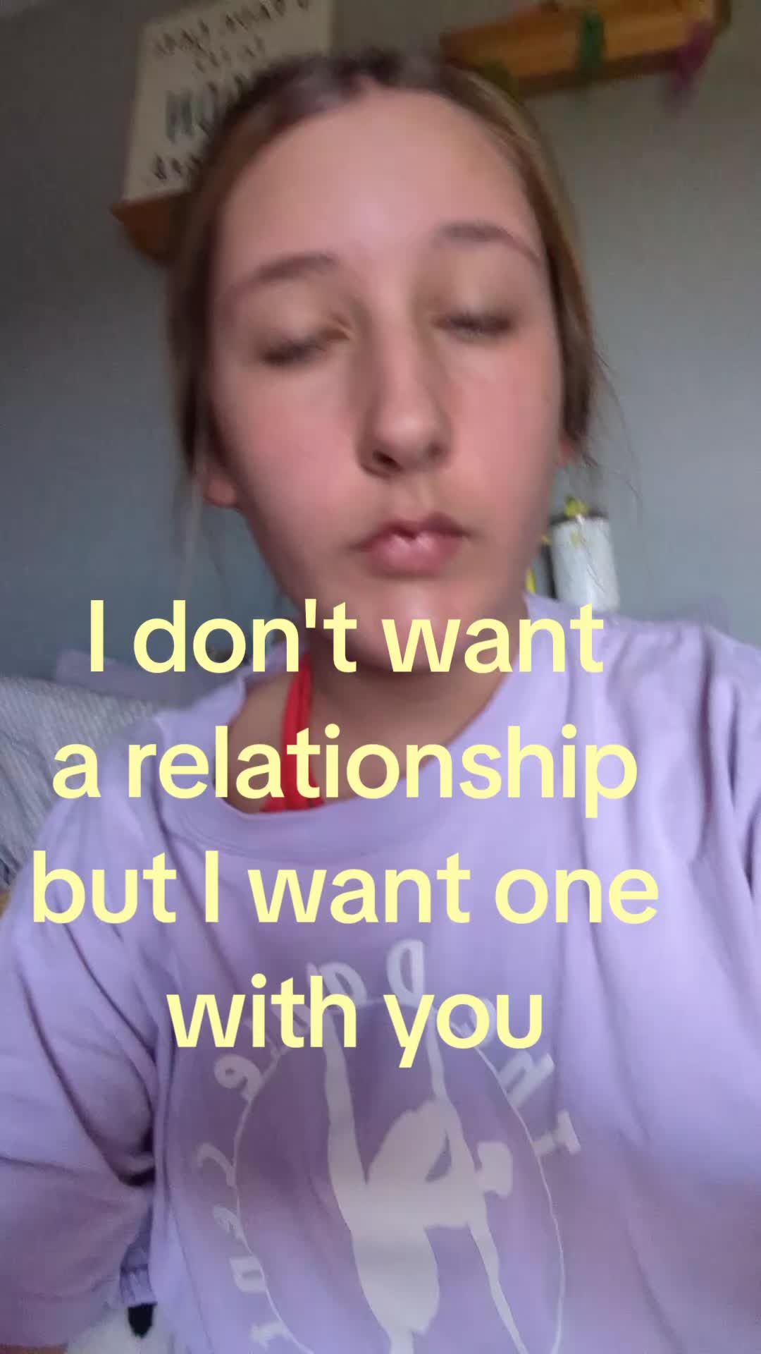 @🫰🏻
