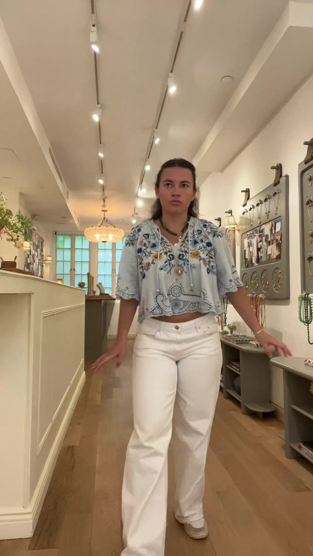 @Julia Simone