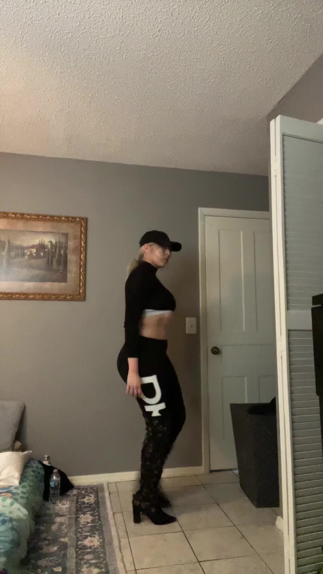 @derepersonalities
