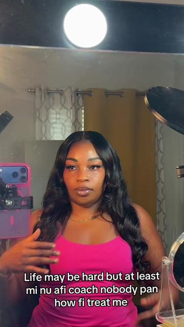 @LiaVmua💋