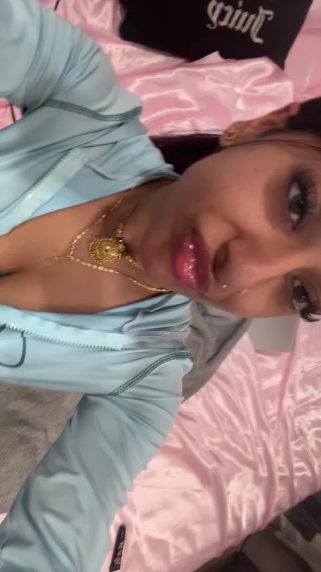 @😴