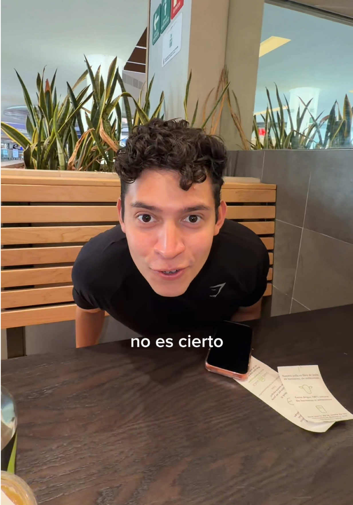 @Criscasas98