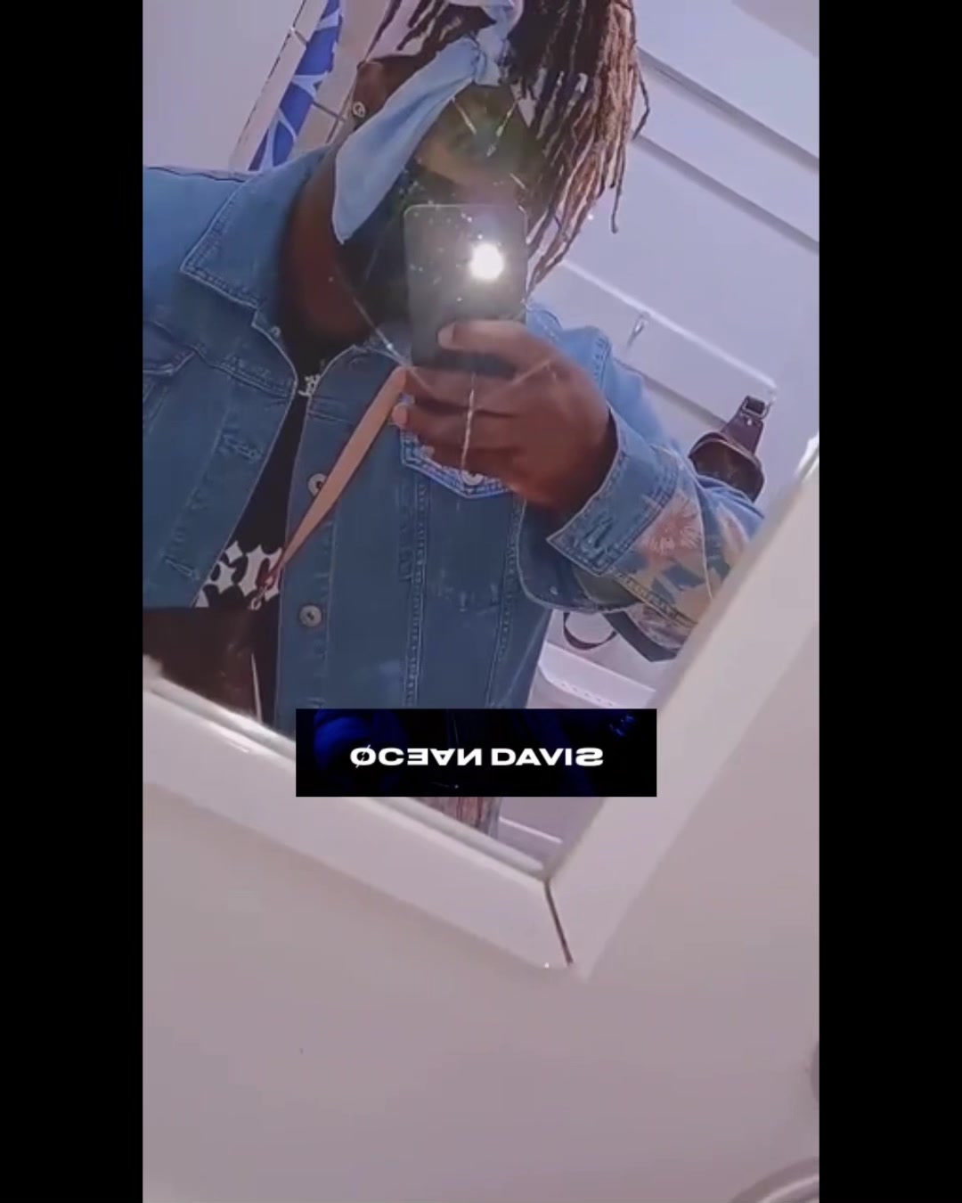 @Øcean Davis