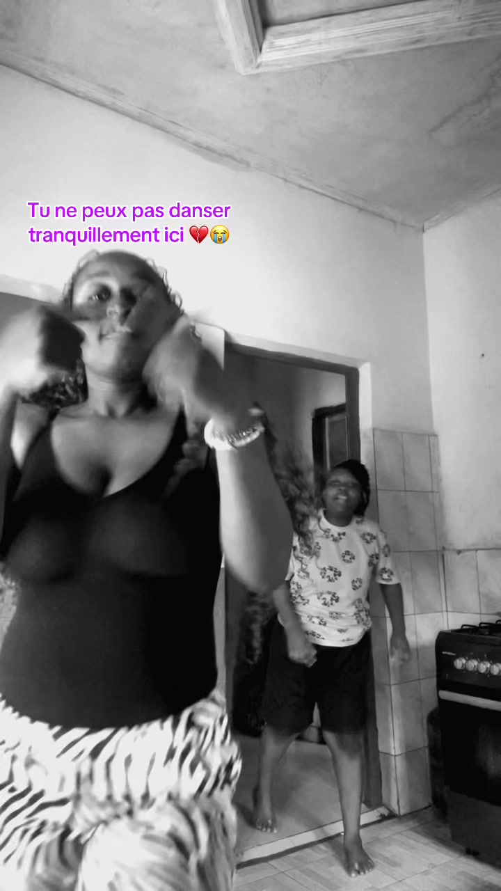 @Réna_dior🫦🤍👑