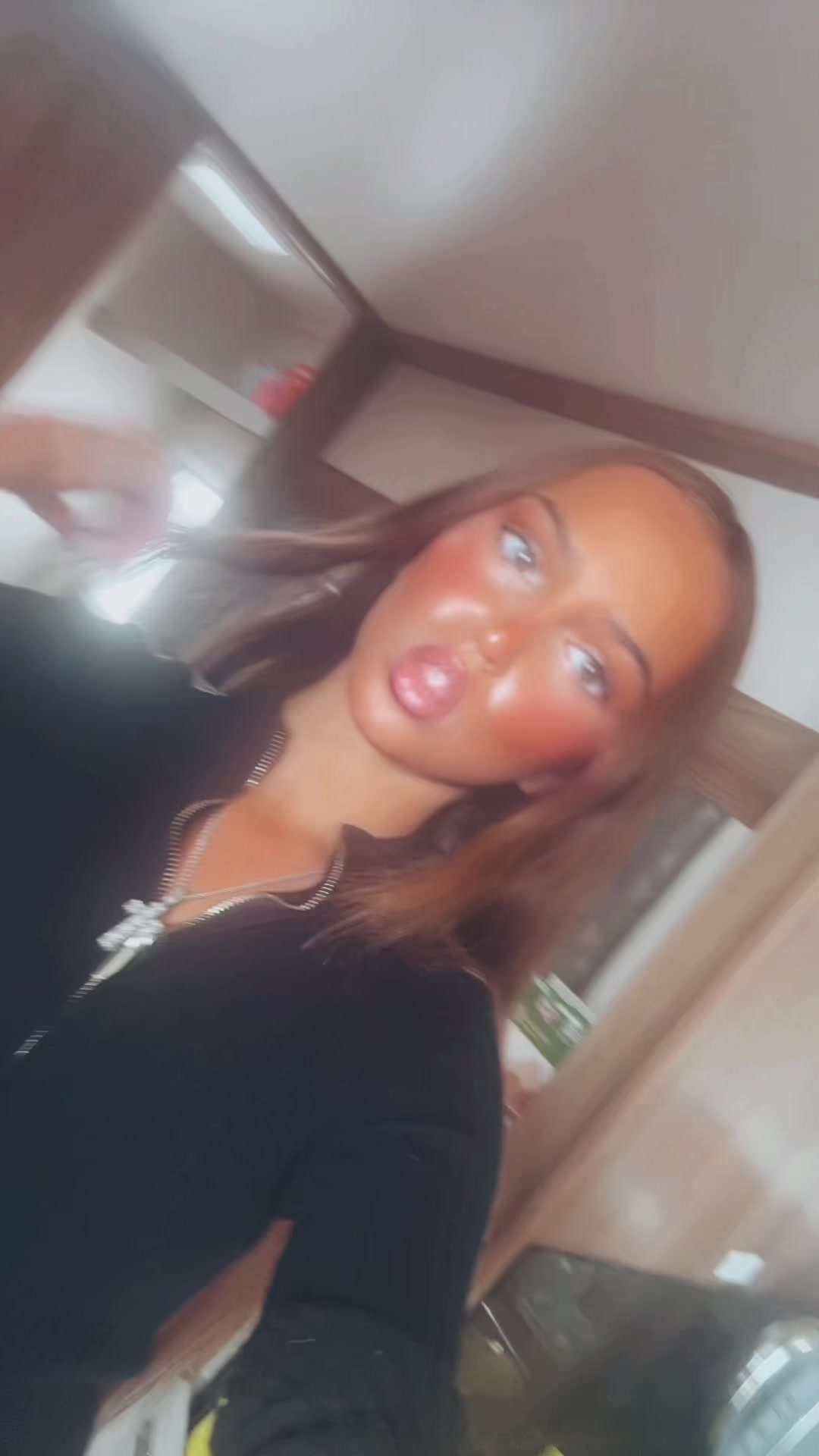 @ℬℯ𝓁𝓁𝒶 𝓂𝒸𝒾𝓃ℯ𝓇𝓃ℯ𝓎💕🍫
