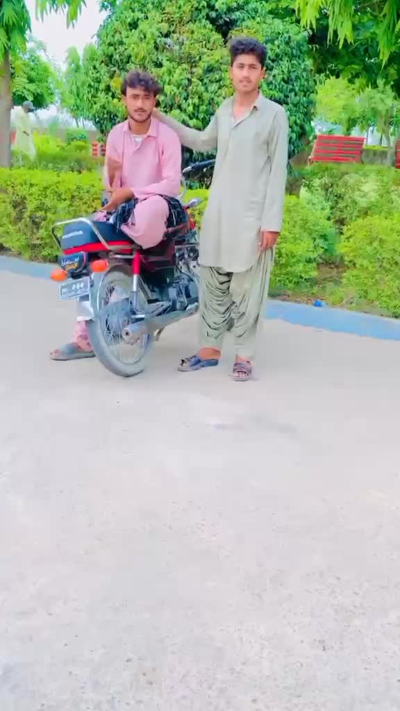 @302 👑▄︻̷̿ باغی┻̿═━💥